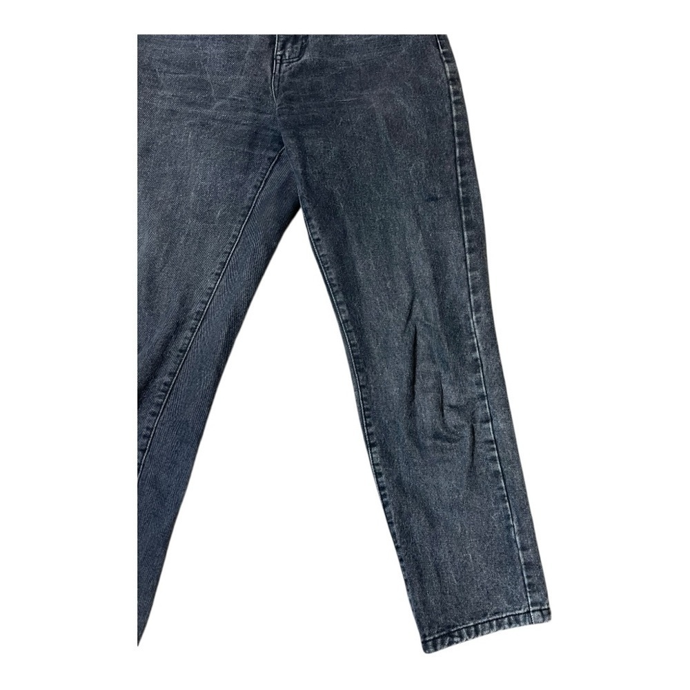 Cotton:On High Waisted Mom Jean Black Wash Ankle Cropped size 4 - Picture 3 of 10